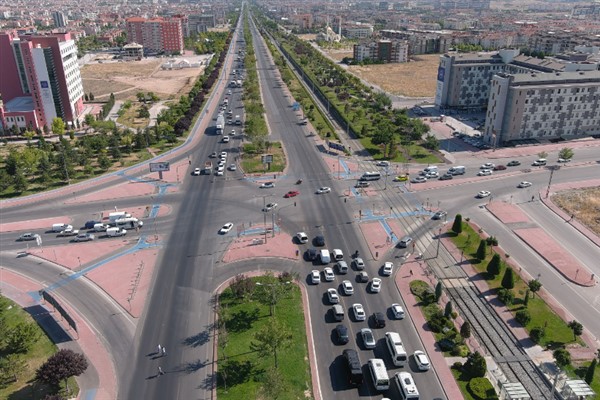 Başkan Altay: “Fırat Caddesi köprülü kavşağı yapım çalışmalarına başlıyoruz”
