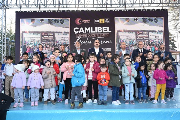 Başkan Altay: “Şehrimizi güzelleştirmek için gece gündüz çalışıyoruz”