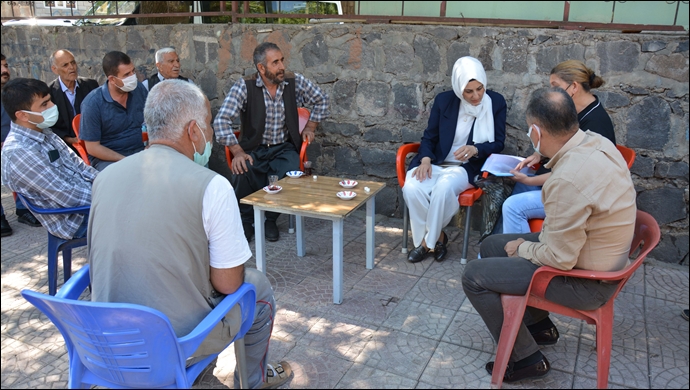 Başkan Ayşe Çakmak, Kale mahallesinde incelemelerde bulundu