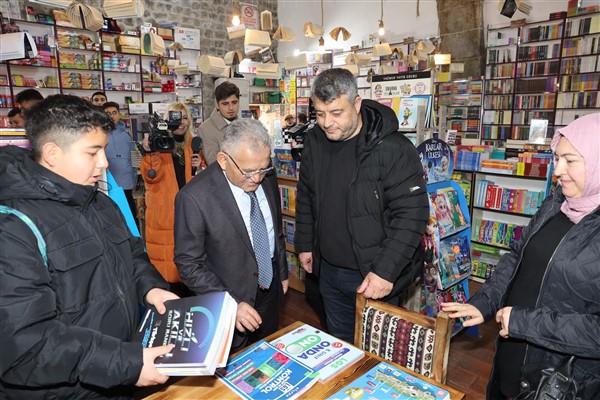 Başkan Büyükkılıç’tan esnaf ziyareti