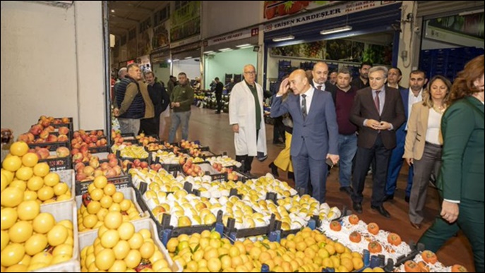 Başkan Soyer’den belediyenin kiracılarına kriz desteği