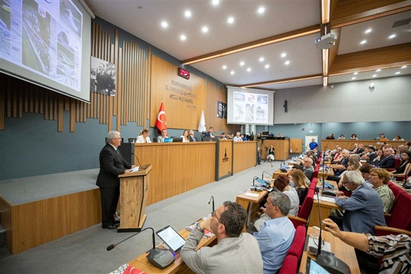 Başkan Tugay: TCDD fedakarlık yapmalı