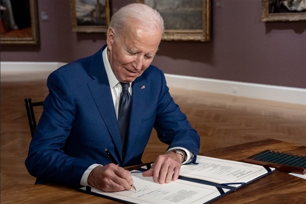 Biden: “Yönetimim, silah geçmişi kontrol sistemini güçlendiriyor”