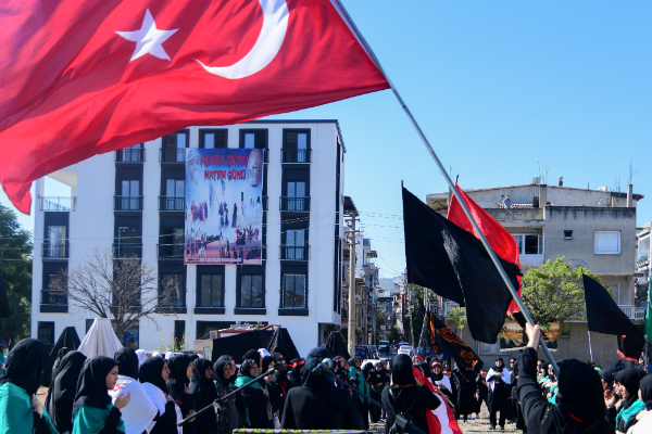 Bornova'da “İmam Hüseyin ve Kerbela Şehitlerini Anma Programı” düzenlendi