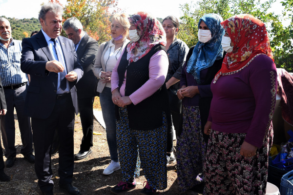 Bornova’da kadın çiftçiler unutulmadı