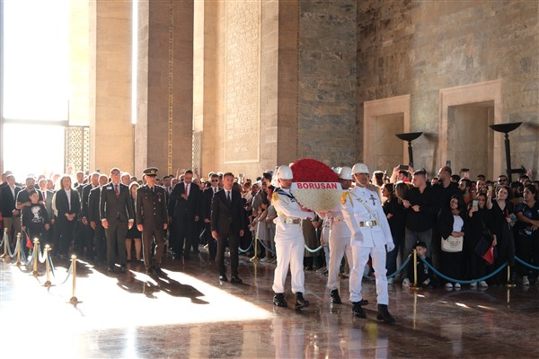 Borusanlılar’dan Cumhuriyetin 100. yılında Anıtkabir’e ziyaret