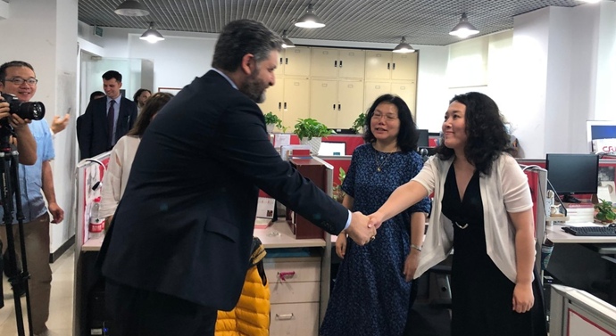 Büyükelçi Önen’den Çin CRI yayın kuruluşuna ziyaret 