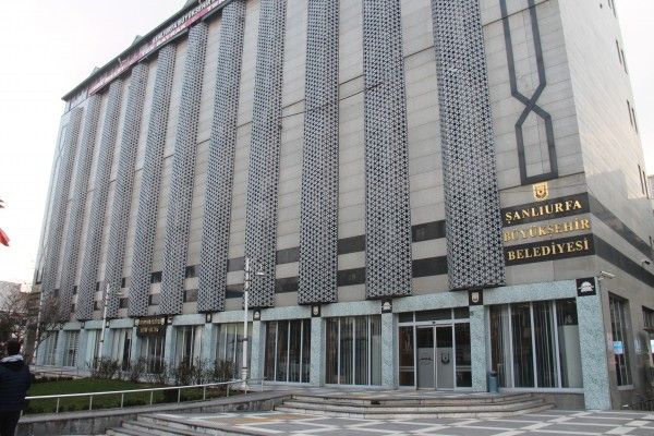 Büyükşehir başkan basın danışmanı koronavirüsü yendi