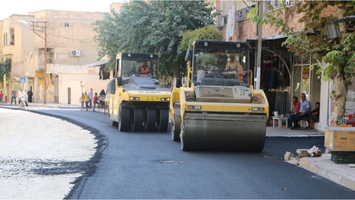 Büyükşehir Belediyesi asfalt çalışmaları devam ediyor-(VİDEO)