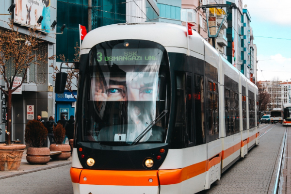 Büyükşehir'den tramvaylara özel düzenleme