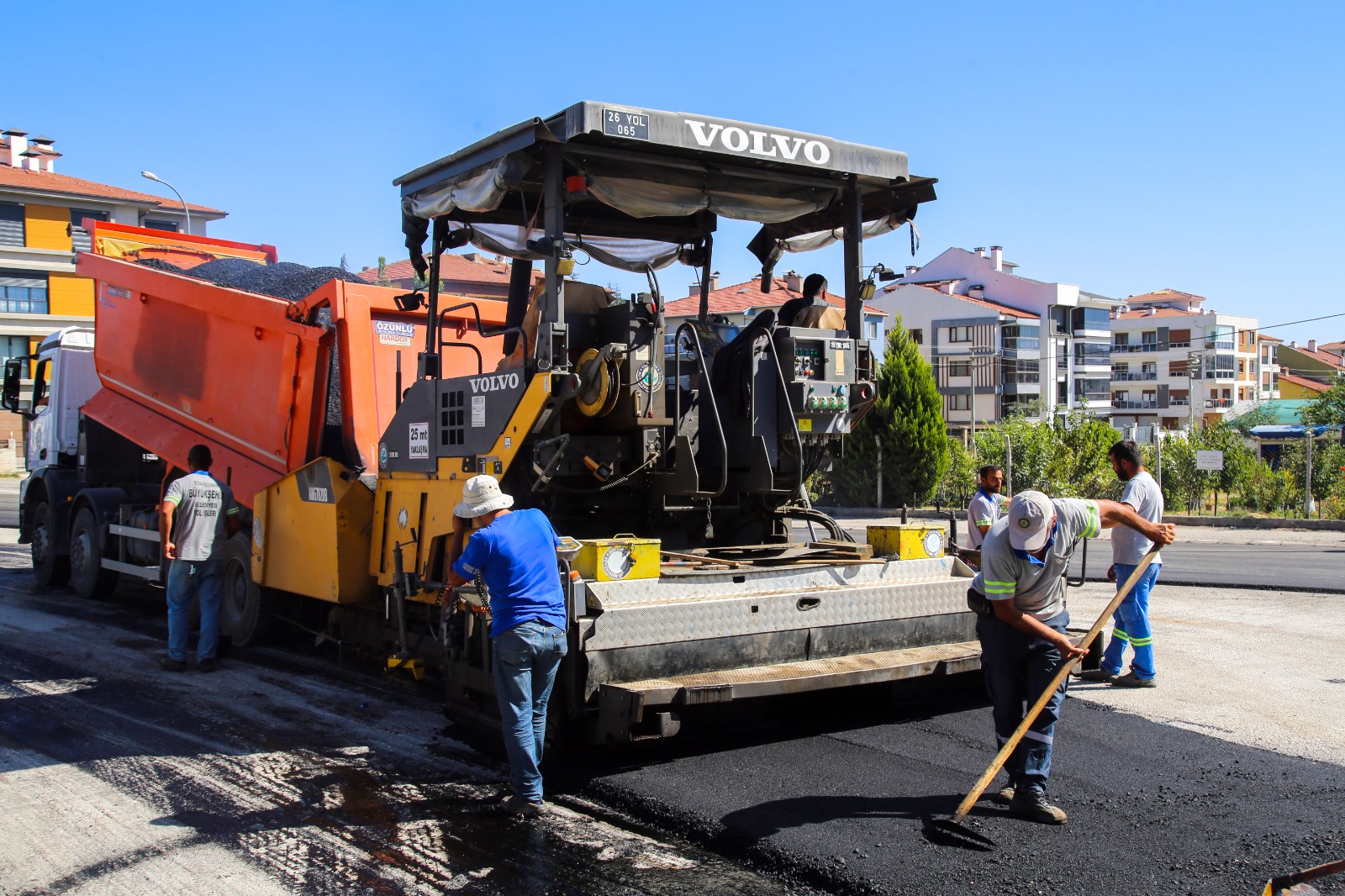 Büyükşehir ekiplerinden Baksan Sanayi Sitesi’nde çalışma