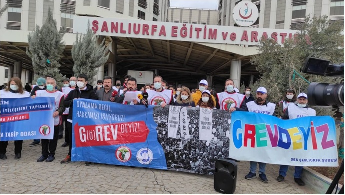 Doktorlar Şanlıurfa'da iş bıraktı: Basın açıklaması yaptı