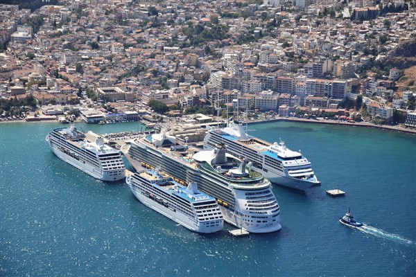 Ege Port Kuşadası 20. yılını kutladı