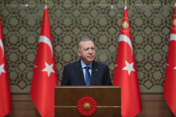 Erdoğan: Türkiye, bölücü örgütün bir teröristan kurmasına asla izin vermeyecektir