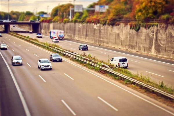 Eskişehir Büyükşehir Belediyesi’nden yol bakım ve onarım çalışması