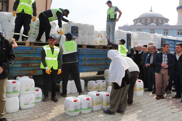 Eskişehir'de sıvı gübre dağıtımı gerçekleştirildi