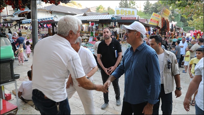 Eyyübiye Belediye Başkanı Mehmet Kuş, Halkla Kucaklaştı-(VİDEO)