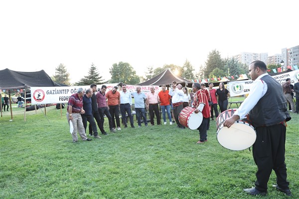 Gaziantep’te Hemşehri Dernekleri Festivali başladı