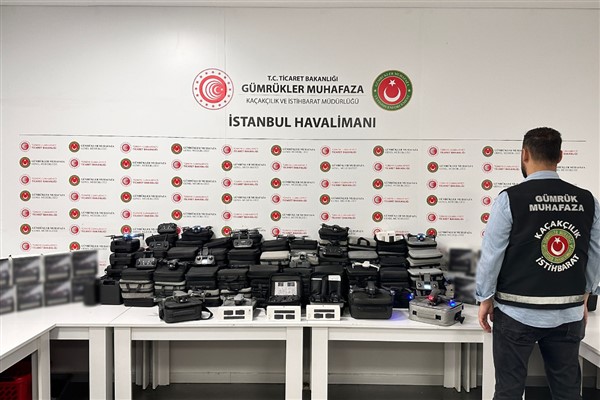 Gümrük Muhafaza ekipleri 14 milyon 850 bin lira değerinde kaçak eşya ele geçirdi 