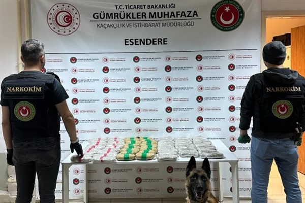 Gümrük Muhafaza ekipleri 74 milyon lira değerinde uyuşturucu madde ele geçirdi