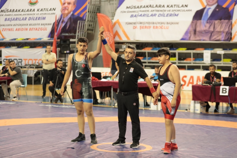 Güreş Şampiyonası Büyükşehir Belediyesinin Ev Sahipliğinde Başladı-(VİDEO)