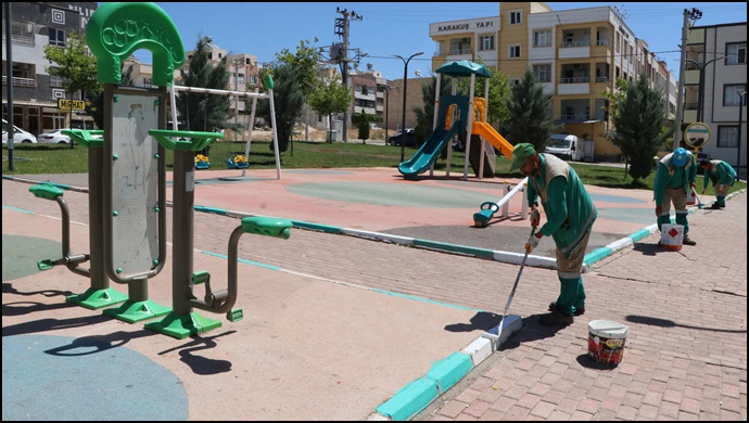 Haliliye Belediyesi İle Parklar Ve Oyun Grupları Yenileniyor