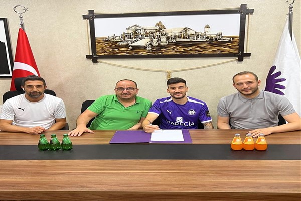 HES İlaç Afyonspor, Beşiktaş'tan forvet transfer etti