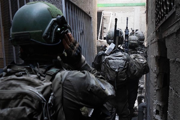 IDF: Savaşın başlangıcından bu yana 4 bin 200'den fazla aranan kişi tutuklandı