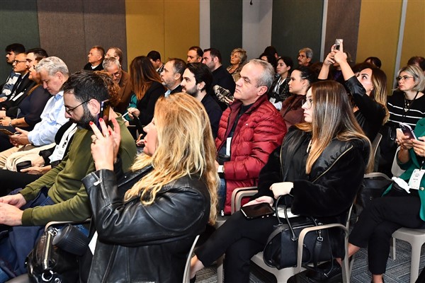 İzmir’de Plastik Atıksız İzmir Turizm Çalıştayı düzenlendi 