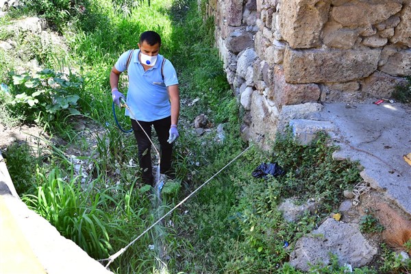 İzmir’de sivrisineklere karşı etkin mücadele