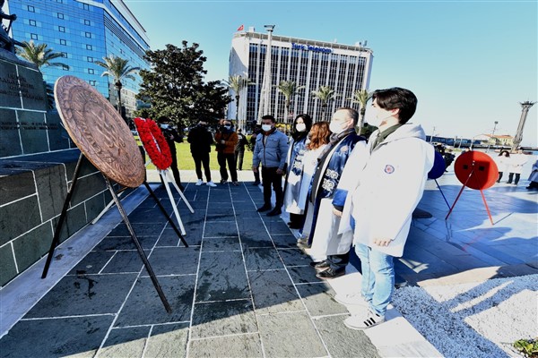 İzmir'de Tıp Bayramı kutlandı