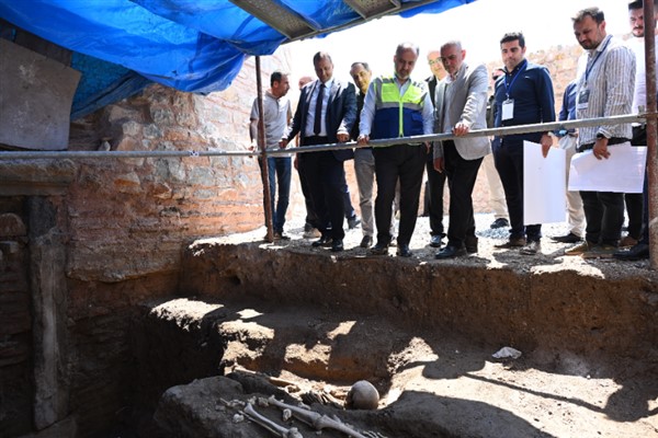 İznik surları büyükşehirin restorasyon çalışmalarıyla koruma altına alındı