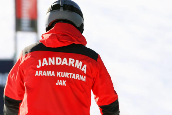 Jandarmadan kayak merkezlerinde yoğun güvenlik önlemi