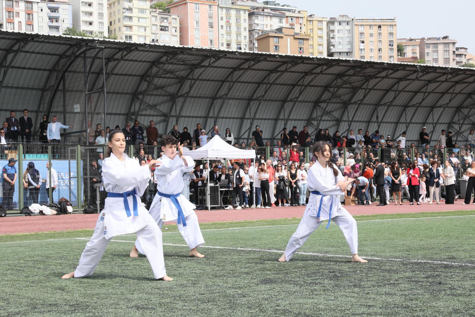 Kağıthane'de 19 Mayıs etkinliklerle kutlandı