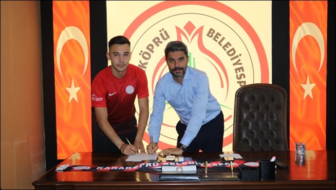 Karaköprü Belediyespor'dan sağ kanada takviye