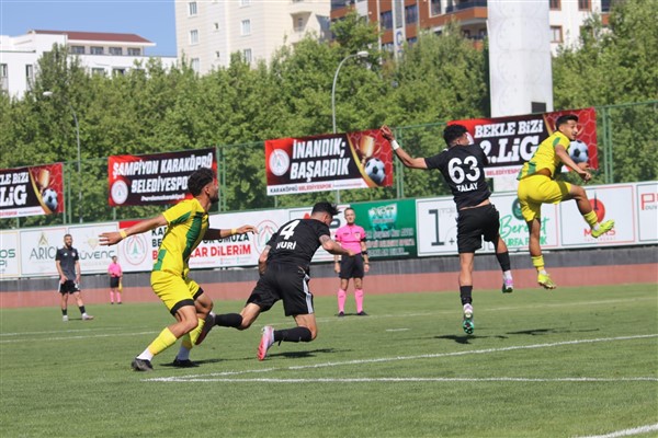 Karaköprü Belediyespor 2'nci Lig'e yükseldi