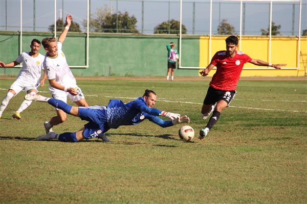 Karaköprü Belediyespor 5'te 5 yaptı