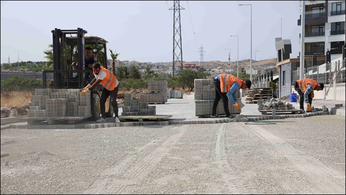 Karaköprü'de üst yapı çalışmaları devam ediyor