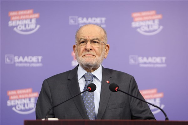 Karamollaoğlu'dan Kütahya Milletvekili Ali Fazıl Kasap'a başsağlığı mesajı