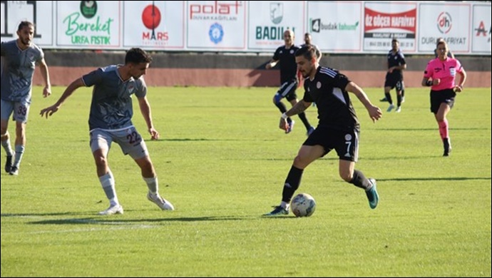 Karbel Karaköprü Belediyespor, üst üste üçüncü galibiyetini aldı