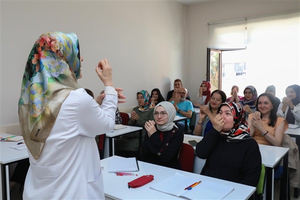 KAYMEK’te Türk İşaret Dili Sınavına hazırlık kursu açıldı