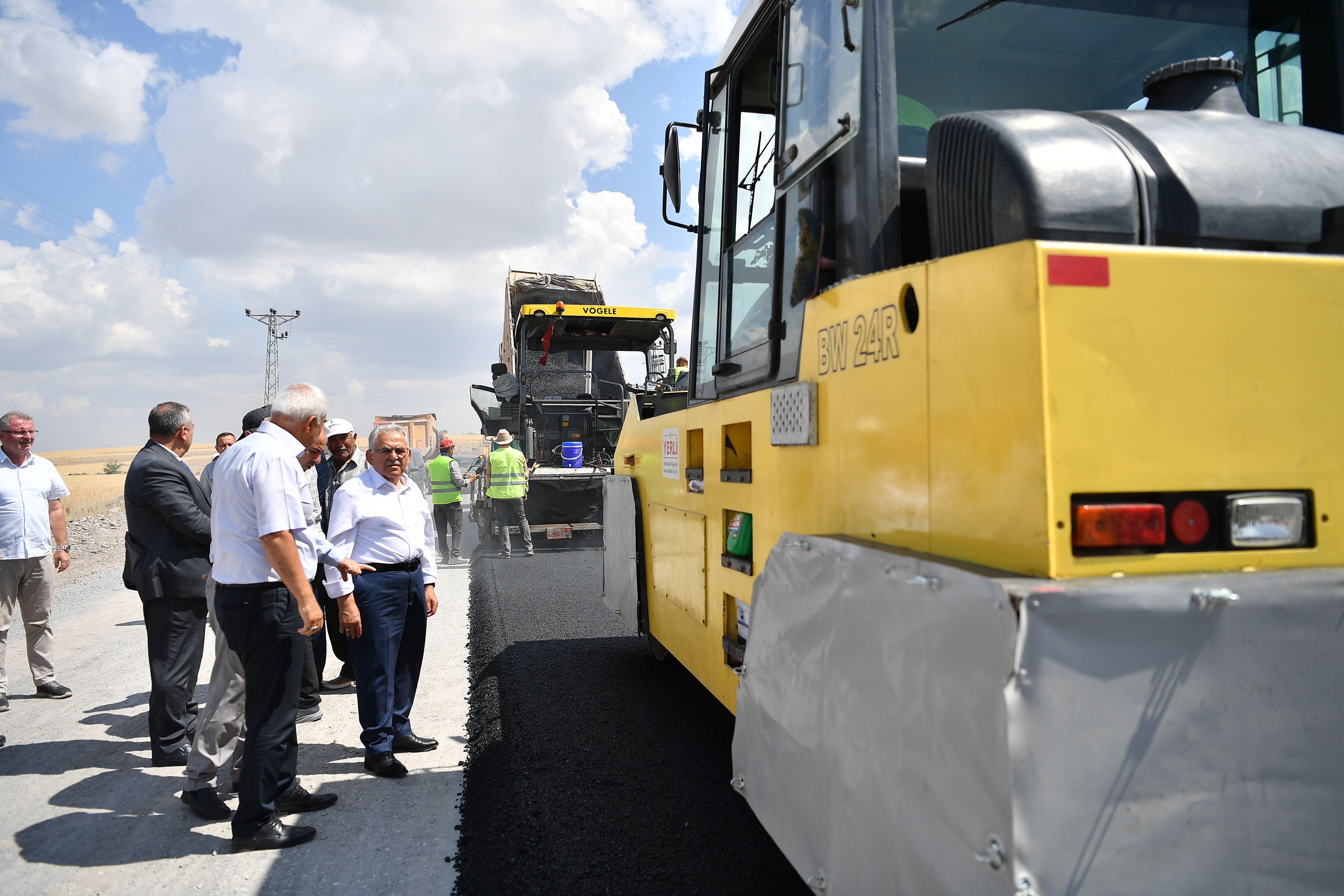 Kayseri'nin Kocasinan ilçesindeki yol yapım çalışmaları tamamlandı