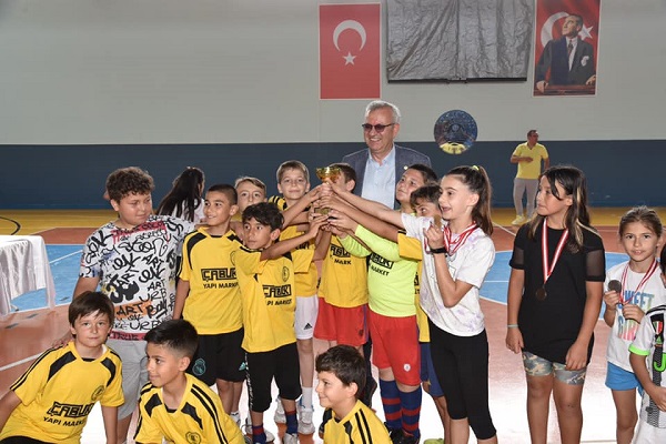 Keşan 1. Çocuk Olimpiyatları Spor Şenliği’ne bine yakın sporcu katıldı