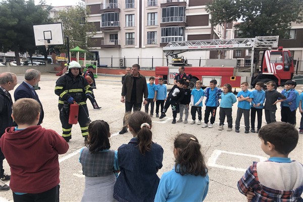 Keşan'daki okullarda yangın tatbikatı düzenlendi