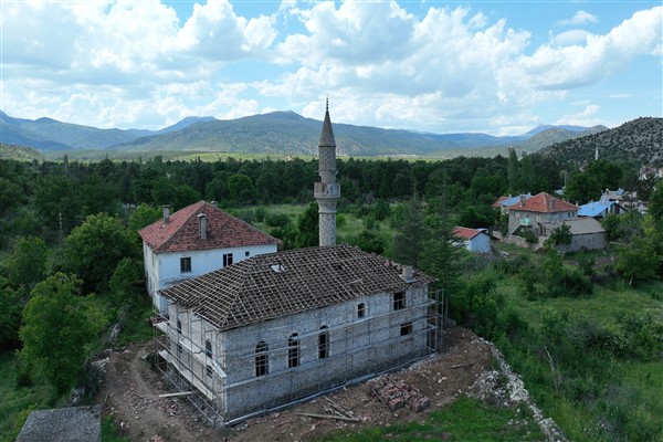 Konya Beyşehir’deki 120 yıllık cami restore ediliyor