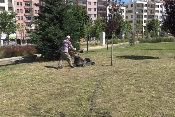 Malatya’da parkların bakım ve onarım çalışmalarına başlandı