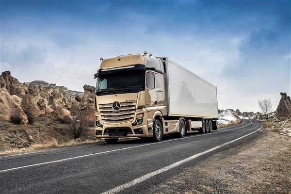 Mercedes-Benz Actros L ısı yalıtımıyla şoförlerin sürüş ve yaşam konforunu artırıyor