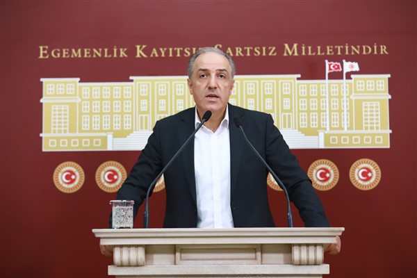 Milletvekili Yeneroğlu'dan 'parti-devlet' soruları
