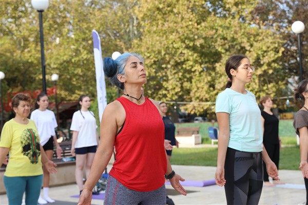 Mudanya’da yoga etkinliği düzenlendi 