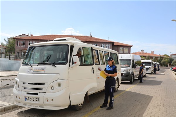 Muğla Büyükşehir, öğrenci servisleri denetimlerini sürdürüyor